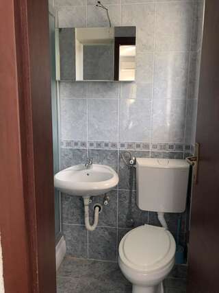 Апартаменты Apartments Glavanović Бар Номер-студио с террасой (4 взрослых)-2